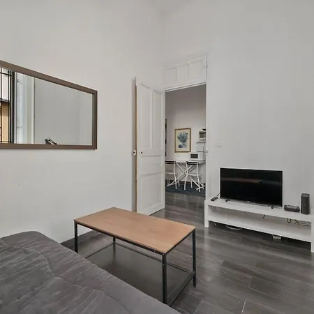 Et Confortable 2 Pièces Cozy Appartamento Nizza